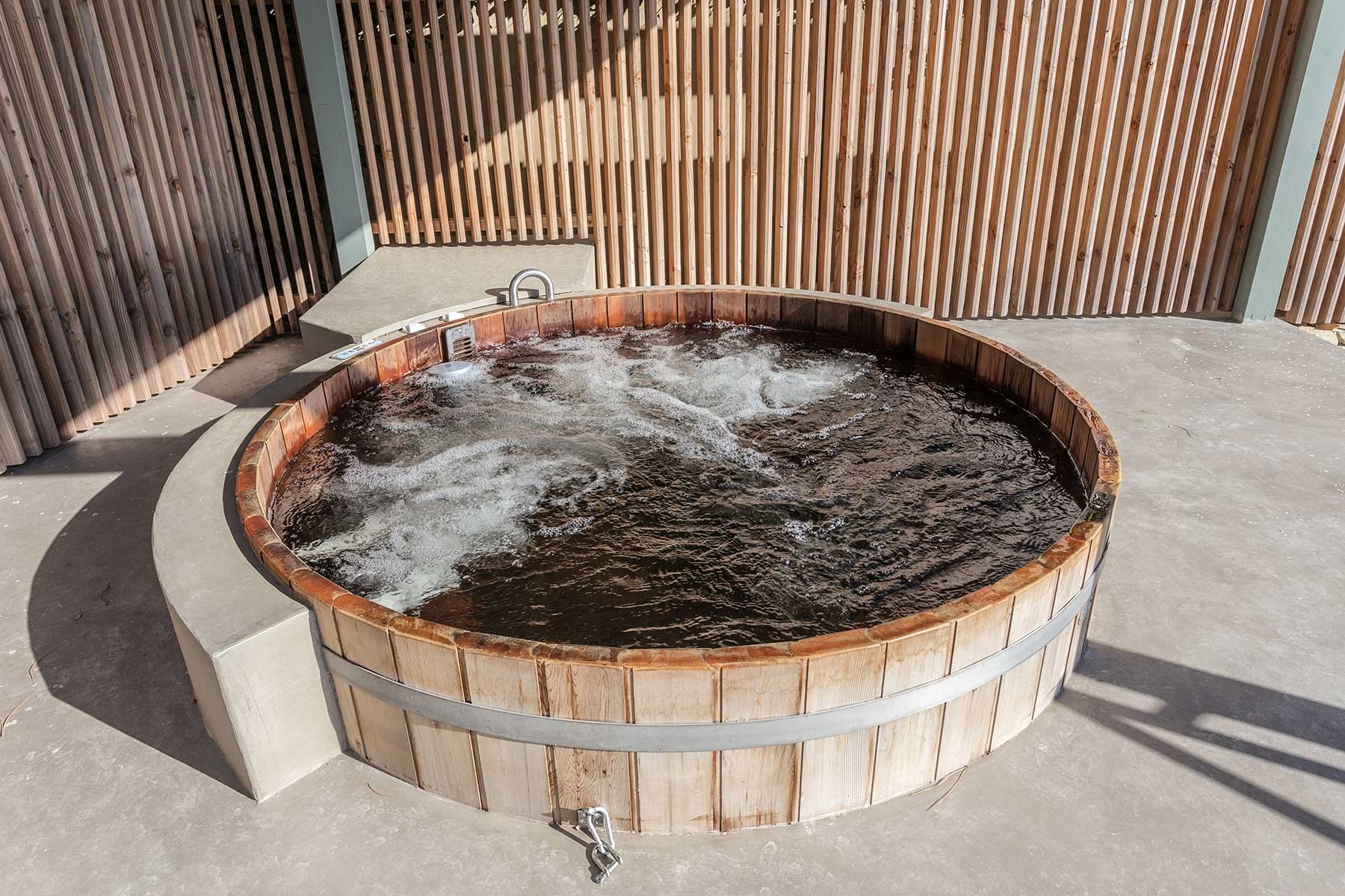 Clean Hot Tub – The Best Hot Tub Service in Western Washington