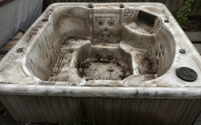 Should I leave my hot tub empty?